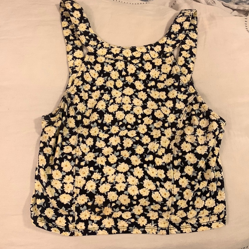 Urban outfitters crop top